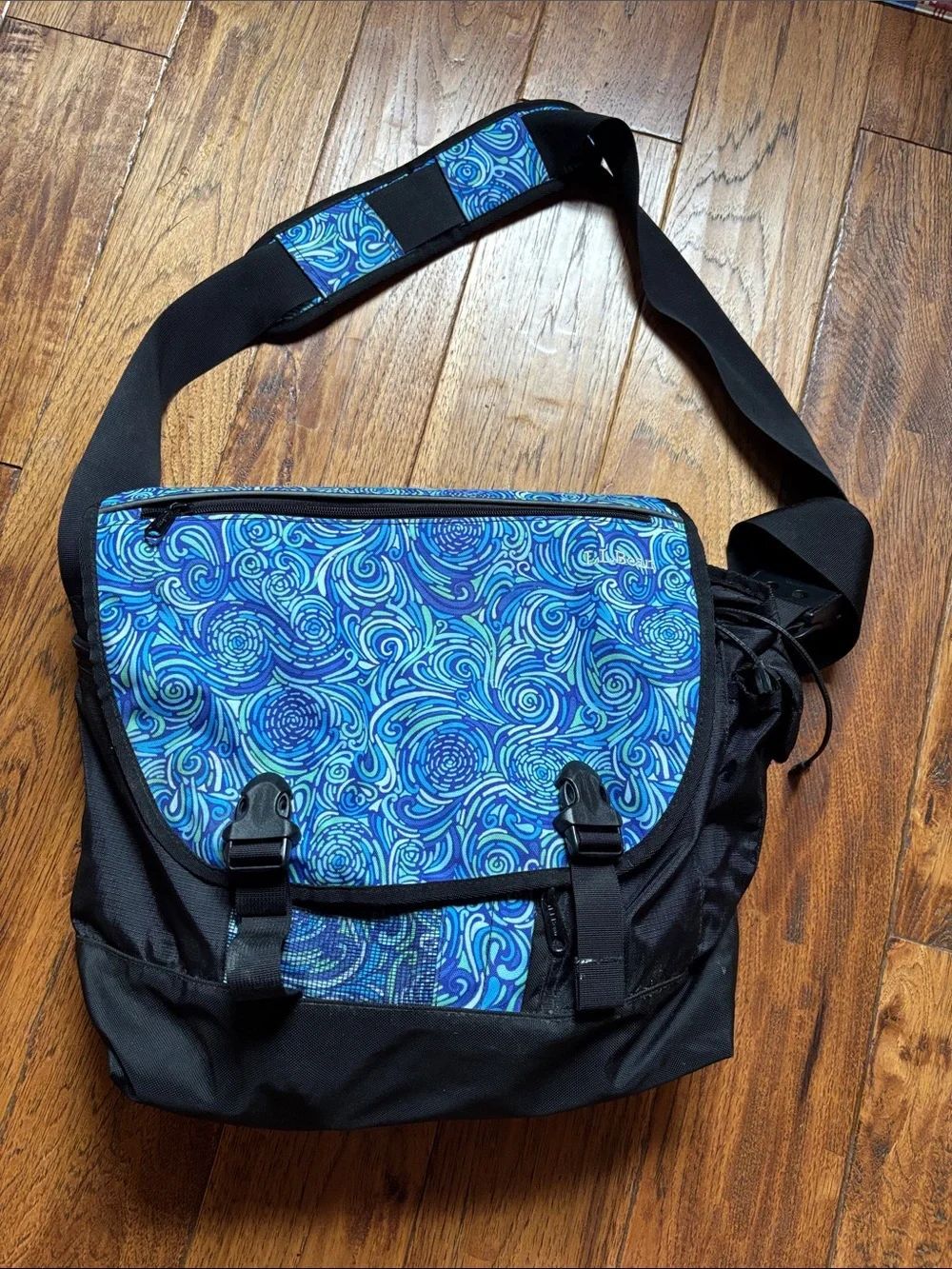 Blue Swirl Pattern Messenger Bag for Men